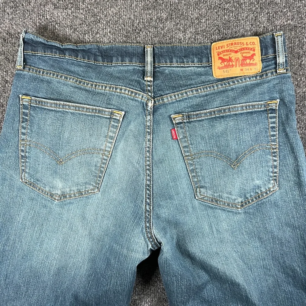 Levi's 541 Jeans Men 34X28 Blue Denim Cotton Stretch Mid Rise Athletic Taper Fit